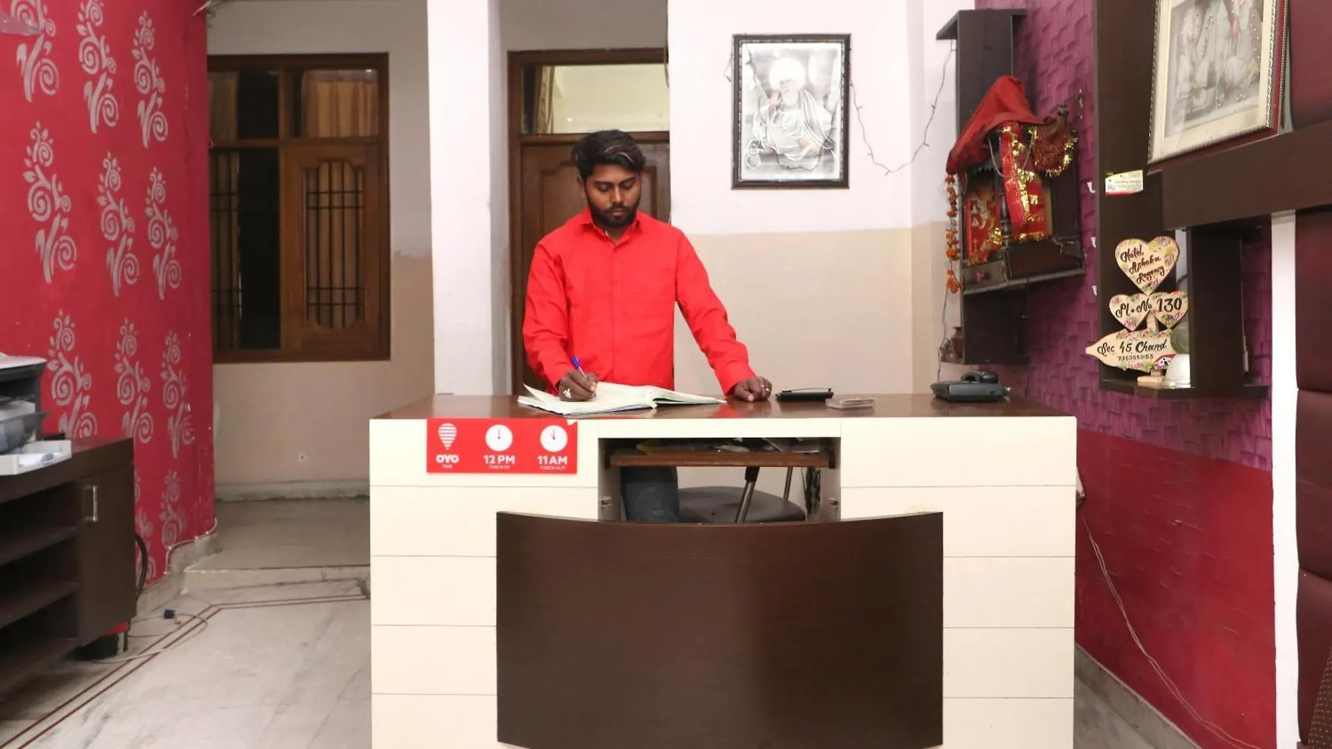 Hotel O Ashoka Residency Chandigarh 4*,  India